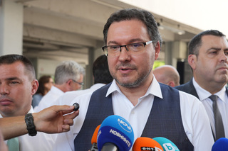 The lifting of border checks at the Border Crossing Points with Romania is another step towards achieving the free movement of people and goods
