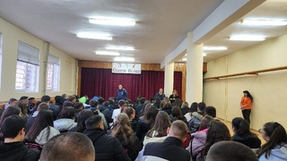 Информационна кампания  за индивидуалните електрически превозни средства се проведе с ученици във Велики Преслав
