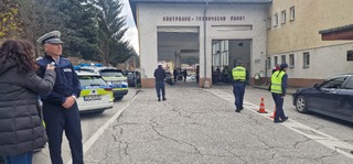 Пътна полиция в Смолян проверява готовността на автомобилите за зимния сезон