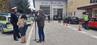 Пътна полиция в Смолян проверява готовността на автомобилите за зимния сезон