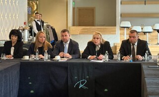 Работна среща относно създадената организация за нормално протичане на зимния сезон в курорта Боровец