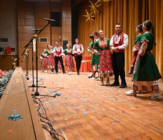 Коледният концерт на курсантите от АМВР разкри скрити таланти