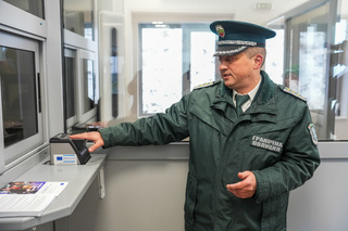 Министър Даниел Митов и главен комисар Антон Златанов извършиха проверка на ГКПП „Калотина“