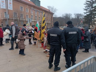 Безупречна организация и високо ниво на сигурност по време на XXXII Международен фестивал на маскарадните игри „Сурва 2026“ – Перник