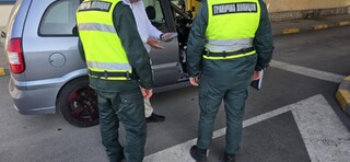 Гранични полицаи задържаха на Дунав мост мъж, измамил възрастна жена от Правец