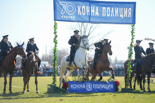 With master riding competitions, the equestrian squadron of the Sofia Metropolitan Police Directorate celebrated Todorovden and its 70th anniversary