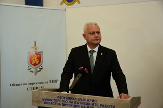 Министър Емил Дечев: Работете енергично, безкомпромисно, смело, но законосъобразно. Ако действате така, винаги ще ви защитя
