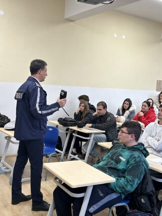 ОДМВР-Шумен с превантивна кампания сред зрелостниците: „Безопасността на пътя е споделена отговорност“