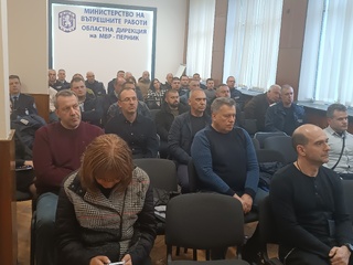 Министър Дечев: В лицето на ръководството на МВР имате пълна подкрепа за гарантиране на честни и законосъобразни избори