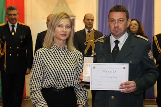 Наградиха най-добрите пожарникари за 2025 г.