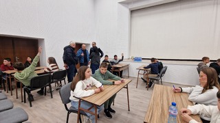 Инспектори от Пътна полиция – Смолян оцениха знанията на учениците в общинския етап на викторина по безопасност на движението