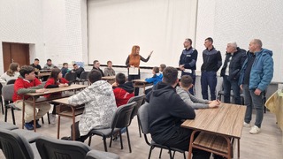 Инспектори от Пътна полиция – Смолян оцениха знанията на учениците в общинския етап на викторина по безопасност на движението