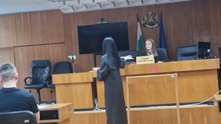Ученици участваха в симулативен съдебен процес по казус на „Пътна полиция“ в Смолян
