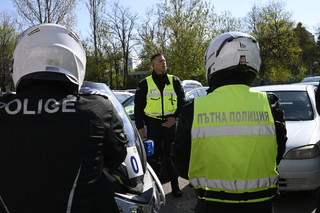 24 полицейски мотоциклета и два автомобила участваха в тренировка за осигуряване на безопасността по време на „Giro d Italia“