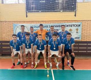 Успехи за мъжки отбор по футзал на АМВР