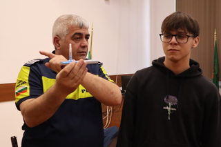 Екип на сектор „Пътна полиция“ проведе среща с гимназисти от видинското  СУ „Цар Симеон Велики“