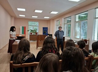 В Районен съд –Силистра проведоха поредното си занятие доброволците от Детско полицейско управление