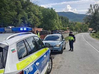 Продължават спеиализираните операции по пътна безопосност в Сливенско