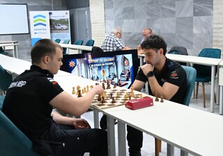 Със състезания по бадминтон и шахмат продължи спортният турнир „Купата на ректора“