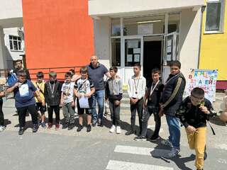 Петокласници от учебни заведения в Нови пазар мериха сили в общинско състезание "Вакнция, здравей. Да играем безопасно!"