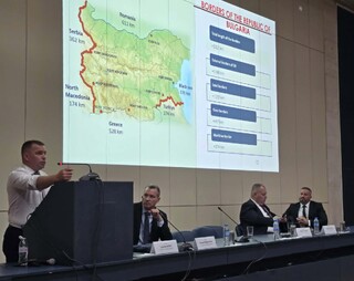 Директорът на ГДГП изнесе презентация пред френска делегация в Академията на МВР