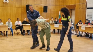 Петокласници от осем училища в област Смолян премериха знания и умения в състезанието „Ваканция, здравей! Да играем безопасно!“