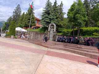 Ръководството на ОДМВР-Смолян отдаде почит по повод 150-ата годишнина от гибелта на Христо Ботев и загиналите за свободата на България