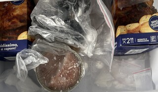 42-годишен мъж от Шумен е задържан в хода на специализирана полицейска операция с четири вида наркотици