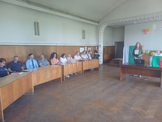 Диплом за завършен курс на обучение по програма „Детско полицейско управление“ получиха четвъртокласници от НУ„Димитър Благоев“, гр. Стара Загора