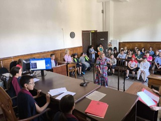 Детското полицейско управление в Етрополе завърши курса си на обучение