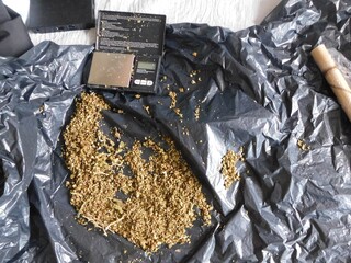Двама в ареста за разпространение на дрога при операция на силистренски криминалисти