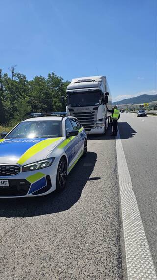 Специализирана полицейска операция в Пловдивска област установи десетки нарушения на пътя и отстрани опасни водачи от движението