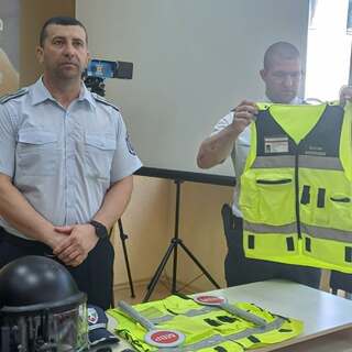 50  малчугани от образователен център „Усмивки“ в Търговище гостуваха в сектор „Пътна полиция“ в Националния ден за безопасност на движението по пътищата
