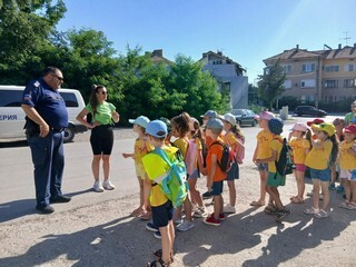 С децата в името на живота
