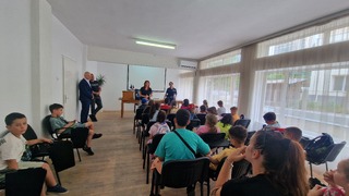 РУ – Смолян отвори врати за деца по повод професионалния празник на МВР