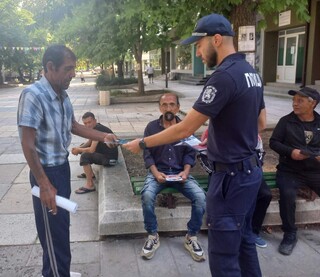 Полицията в Нови пазар с активна превенция срещу домови кражби и телефонни измами сред възрастните хора