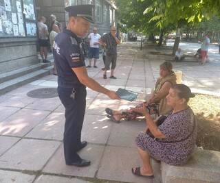 Полицията в Нови пазар с активна превенция срещу домови кражби и телефонни измами сред възрастните хора