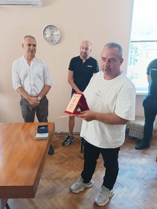 След 38 години служба в системата на МВР Богомил Адамов бе изпратен в заслужен отдих