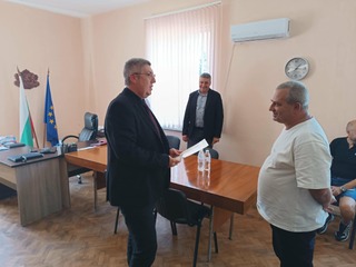 След 38 години служба в системата на МВР Богомил Адамов бе изпратен в заслужен отдих