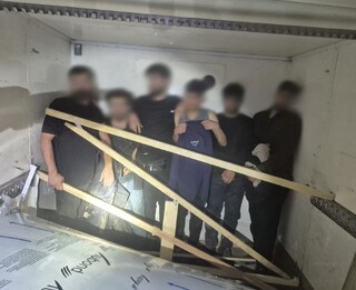 При компенсиращи мерки на българо-гръцката са задържани мигранти, укрити в микробус