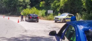 Засилен контрол по рискови пътни участъци в област Смолян чрез небрандирани автомобили и дрон
