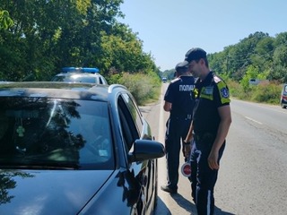 Масови проверки по път I-7 (Силистра – Шумен) в хода на специализирана полицейска операция