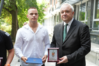 Министър Иван Демерджиев почете паметта на полицейските служители Атанас Градев и Йордан Илиев