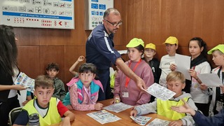 Ученици бяха на гости на „Пътна полиция“ – Смолян