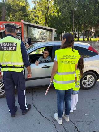 Деца от ДГ „Дружба“ и ДГ „Изворче“ в Шумен влязоха в ролята на малки пътни наблюдатели