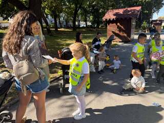 Деца от ДГ „Дружба“ и ДГ „Изворче“ в Шумен влязоха в ролята на малки пътни наблюдатели