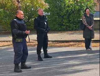 Полицаи гостуваха на децата от филиал „Зорница“ на детска градина „Първи юни“ в Кюстендил