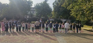 Открит урок по образователната кампания „Пресичам безопасно с Теди“ се проведе в Начално училище „Димитър Благоев“ в Стара Загора