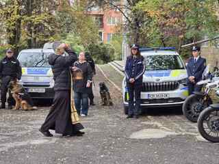 15 нови доброволци положиха клетва в Детско полицейско управление в столичното Специалното училище за ученици с увреден слух