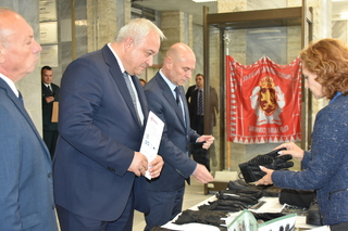 Изложение на компании за полицейски униформи се проведе в АМВР 